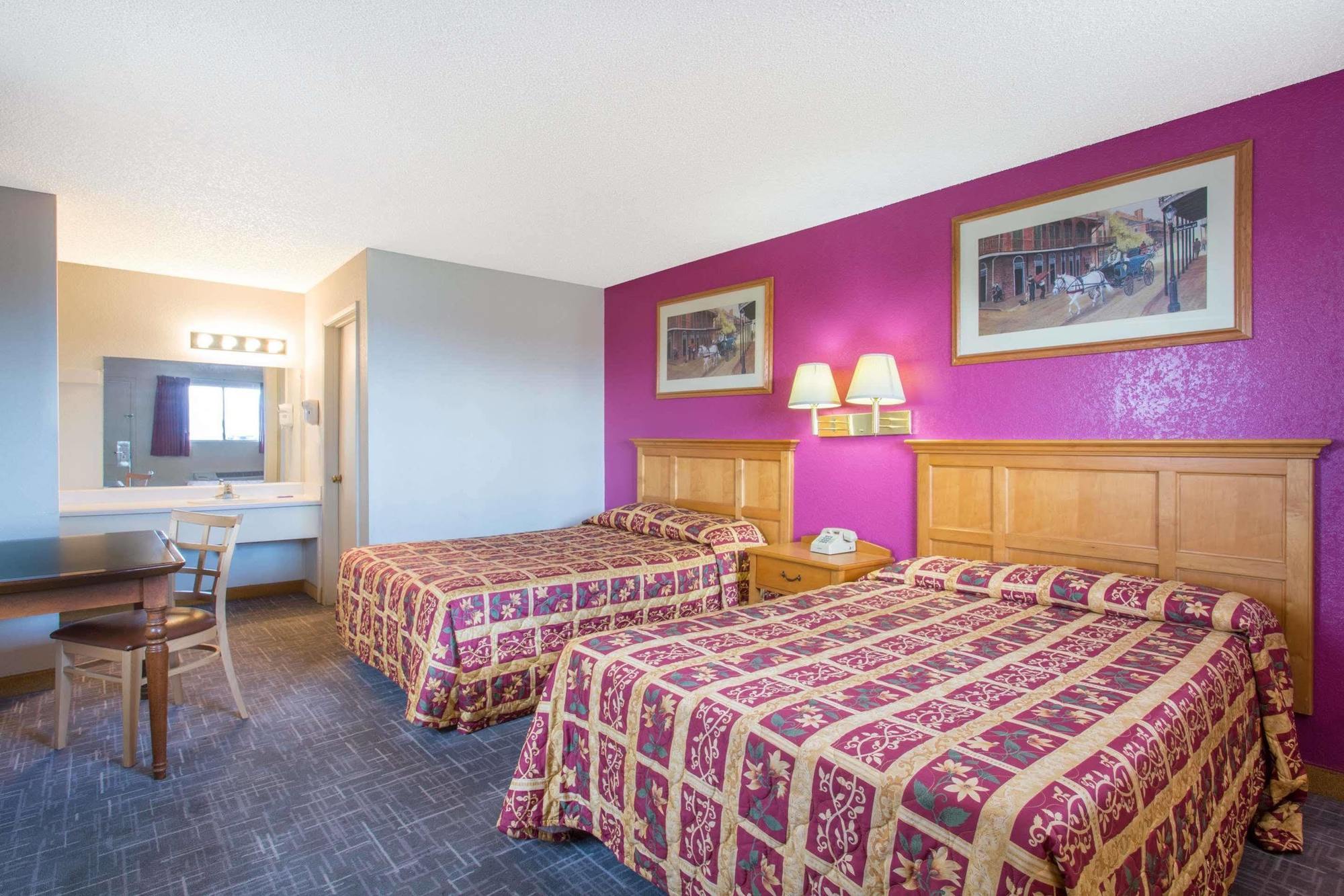 Knights Inn Phoenix At N Black Canyon Hwy Екстер'єр фото